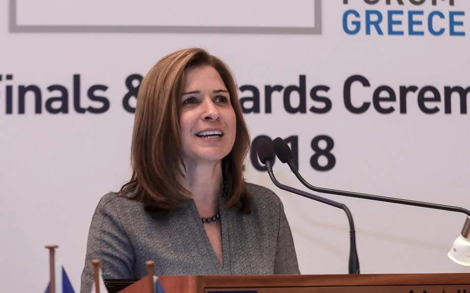 Το νούμερο 2 στην Πρεσβεία της Αθήνας, προτείνει ως πρέσβειρα στα Σκόπια ο Τραμπ